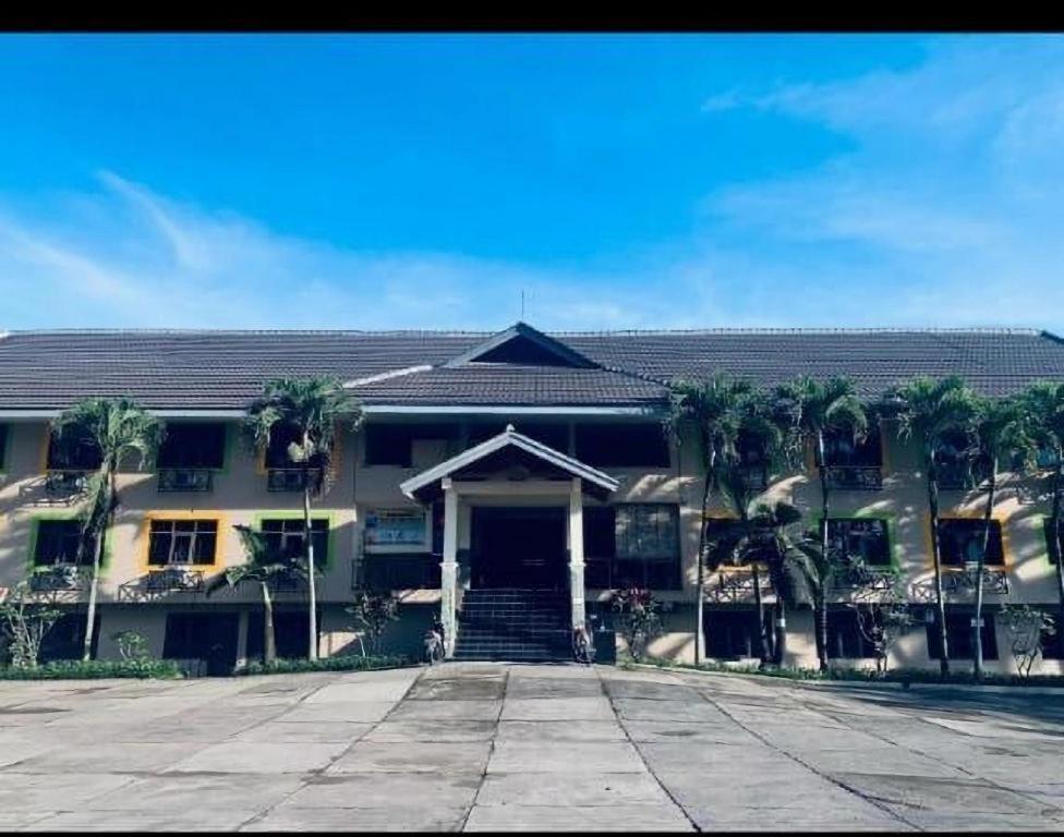 Hotel Augusta Garut Exterior photo