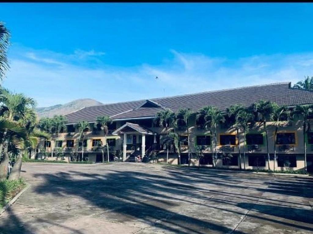 Hotel Augusta Garut Exterior photo