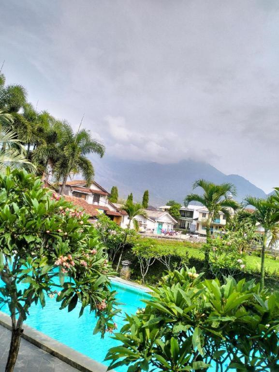 Hotel Augusta Garut Exterior photo