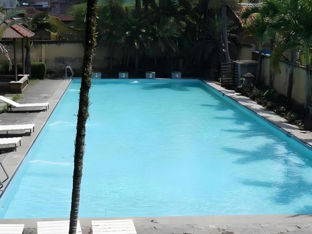 Hotel Augusta Garut Exterior photo