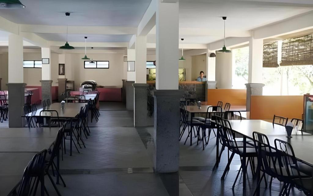 Hotel Augusta Garut Exterior photo